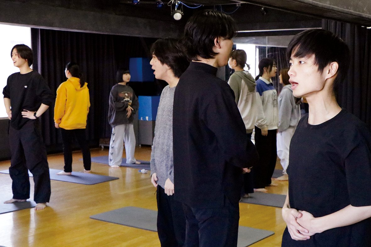 【来校】初めての舞台演技レッスン！（俳優学科）